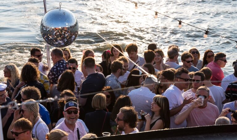 Faith Boat Party, 30 May